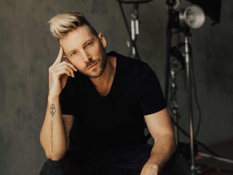 Troy Baker