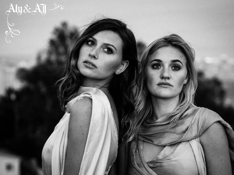 TeamUp -Aly & AJ Duo