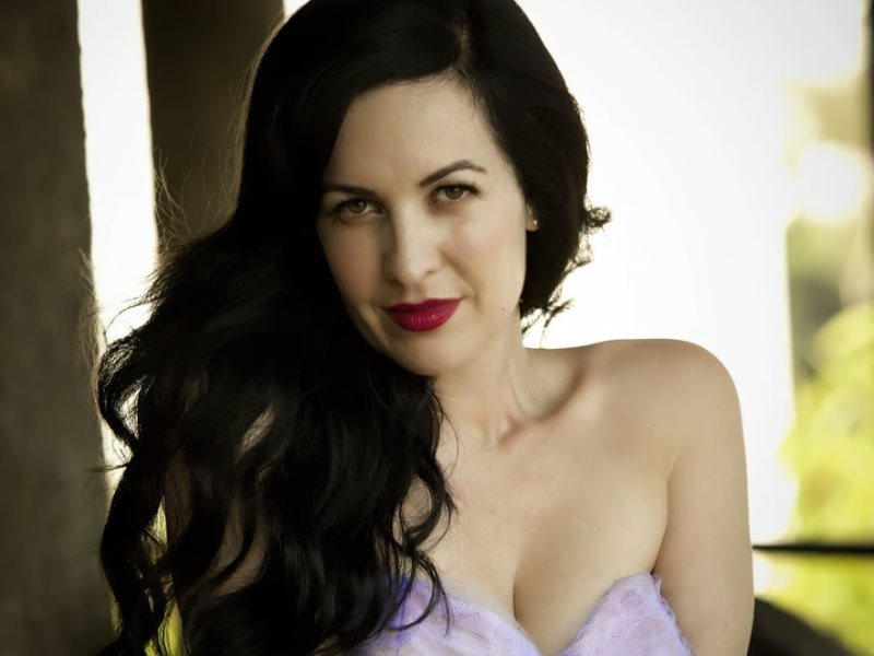 Grey DeLisle