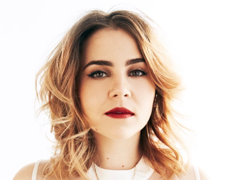 Mae Whitman