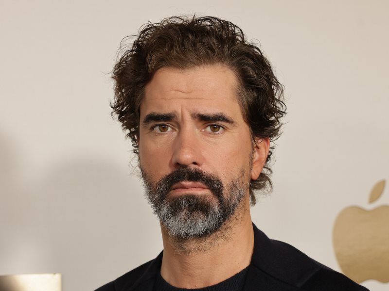 Hamish Linklater