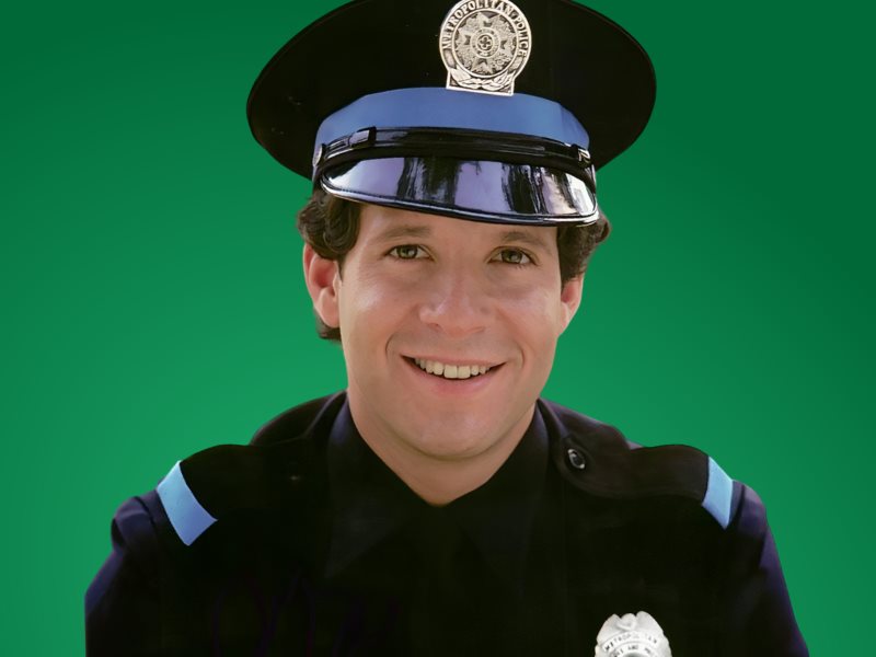 Steve Guttenberg