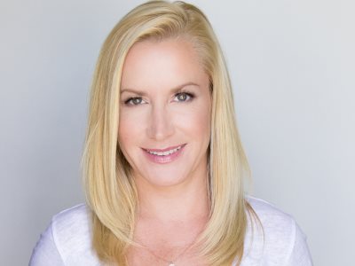 Angela Kinsey