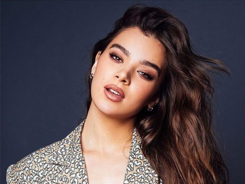 Hailee Steinfeld