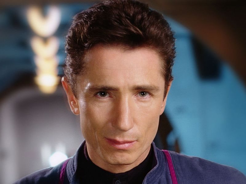 Dominic Keating