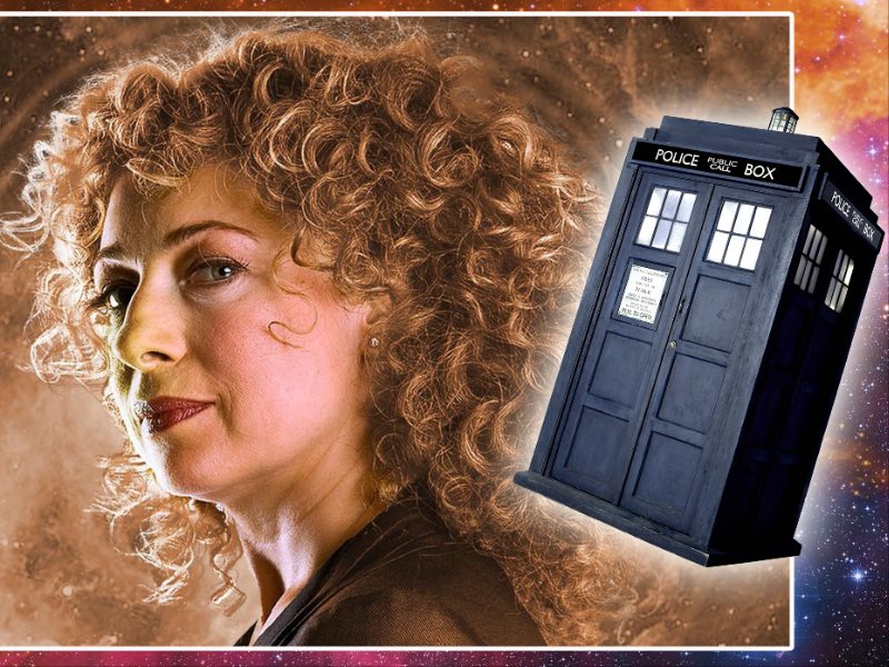 Alex Kingston